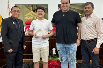 Foto - Sessão Solene - Entrega Troféus Craques do Ano 2024