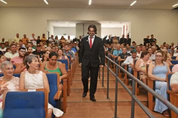 Foto - Sessão Solene - Instalação da 19ª Legislatura e Posse do Prefeito e Vice