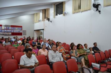 Foto - Sessão Solene - Entrega de Certificados aos Servidores Aposentados