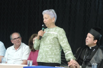 Foto - Sessão Solene - Entrega de Título de Cidadão Farturense ao Padre Carlos Garcia