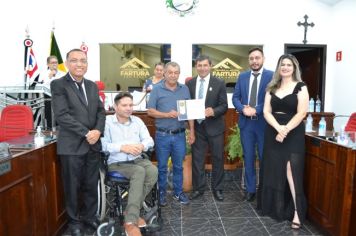 Foto - Sessão Solene - Entrega de Certificados aos Servidores Aposentados