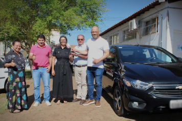 Câmara de Fartura entrega veículo para a Secretaria de Saúde