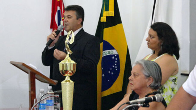 Sessão Solene - Entrega de Prêmios aos Craques do Ano.